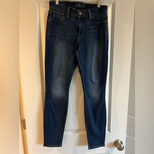 Lucky Brand 10/30 29” inseam Brooke Legging jean
